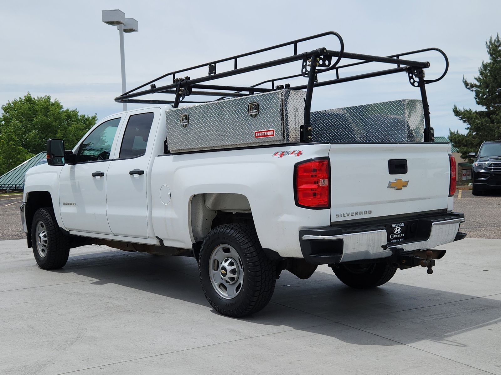 View vehicle photo 3
