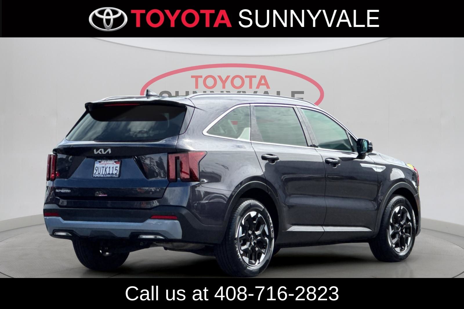 Used 2025 Kia Sorento SUV