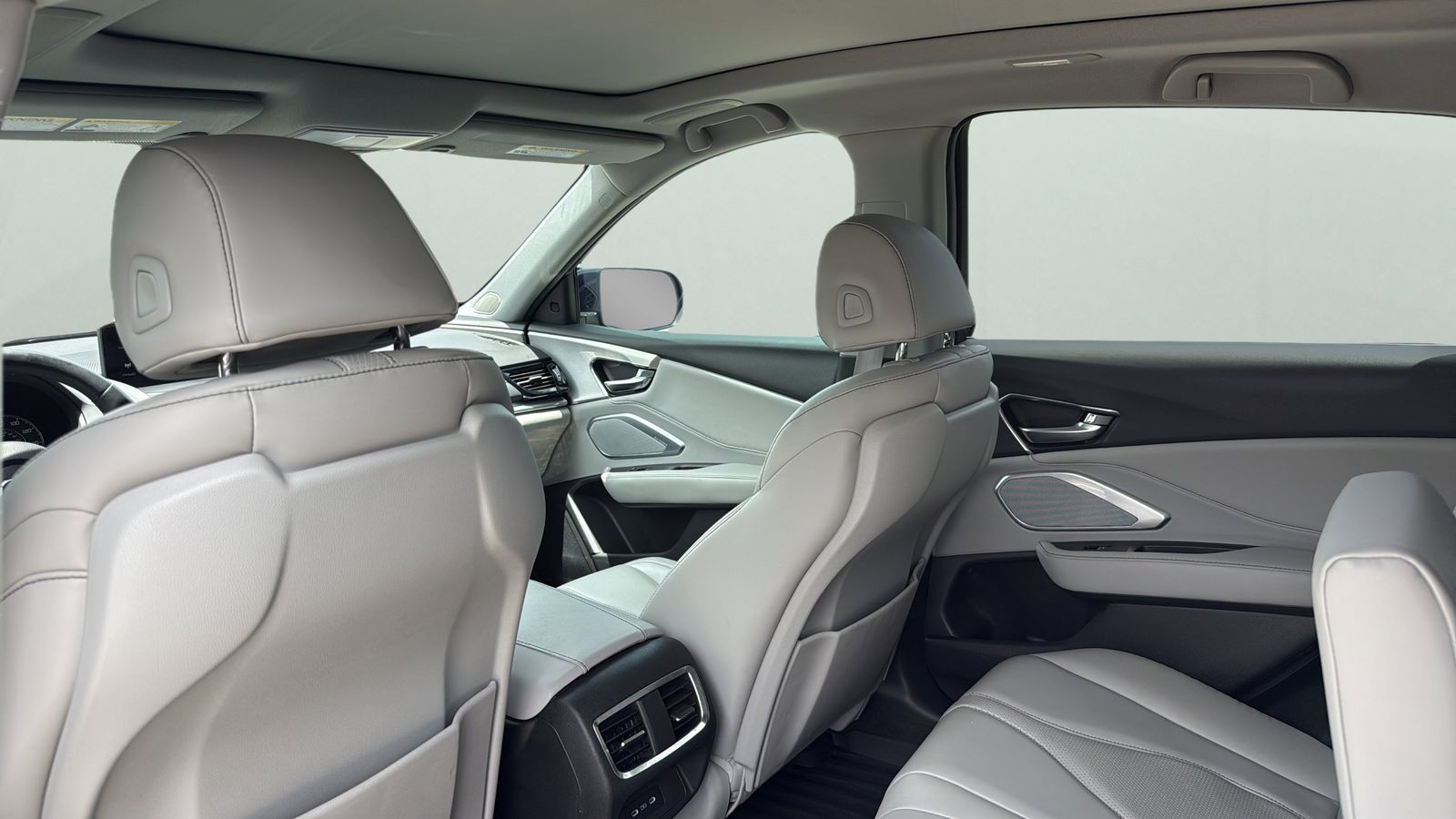 Used Car 2023 Acura Rdx  Technology Package For Sale Under $35,000 In Austin, Texas