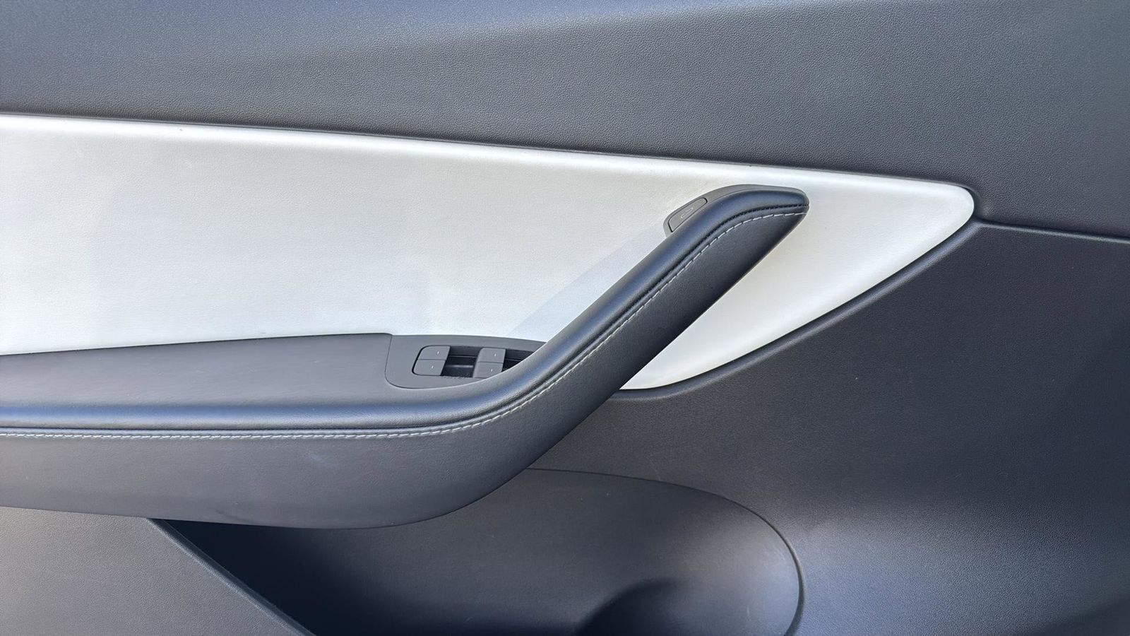 Used Car 2021 Tesla Model Y  Long Range For Sale Under $30,000 In Austin, Texas