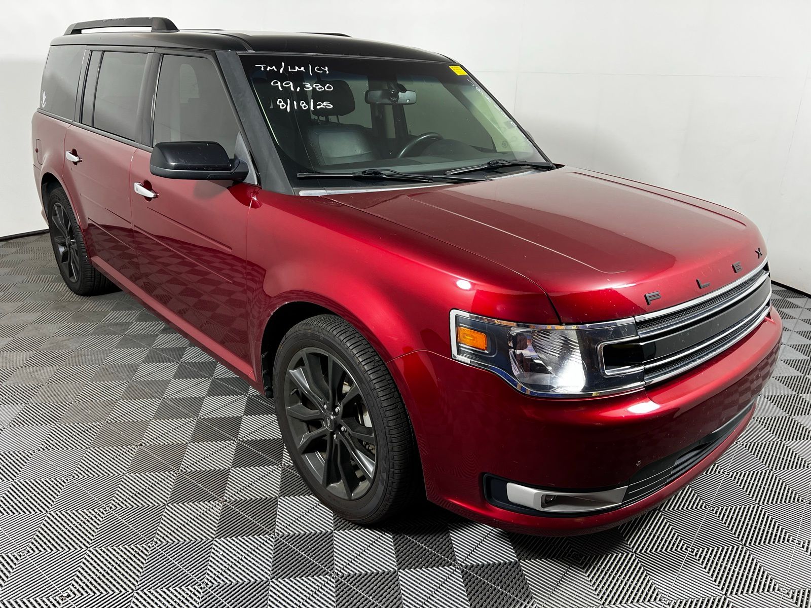 Thumbnail: 2018 Ford Flex - 3