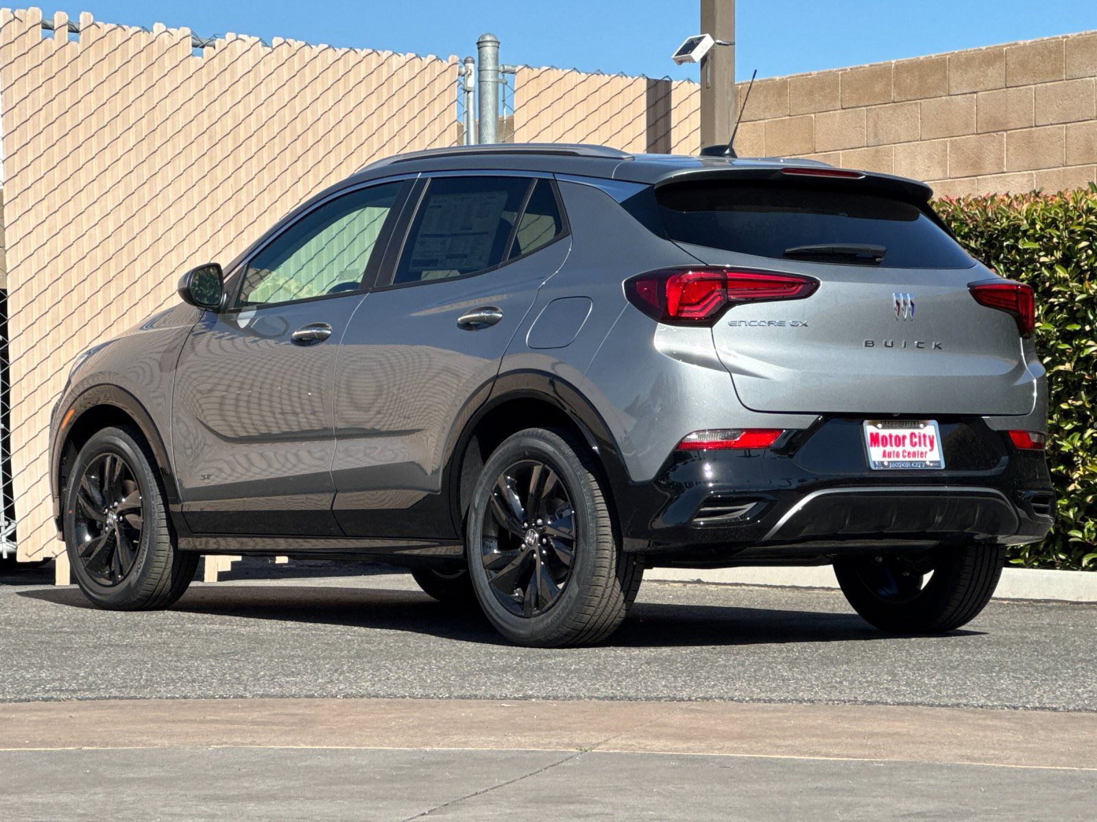 View vehicle photo 6