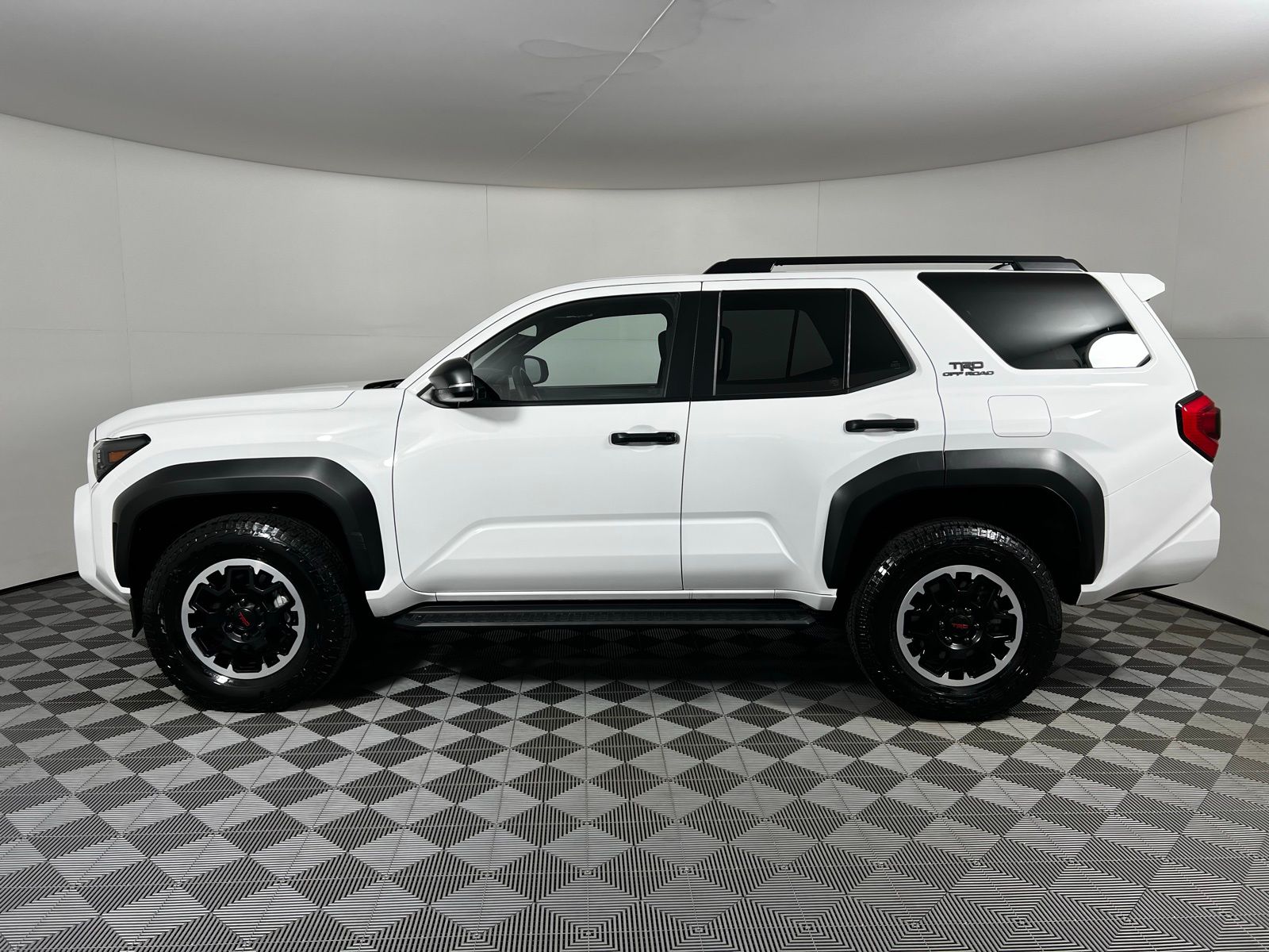 Thumbnail: 2025 Toyota 4Runner - 8