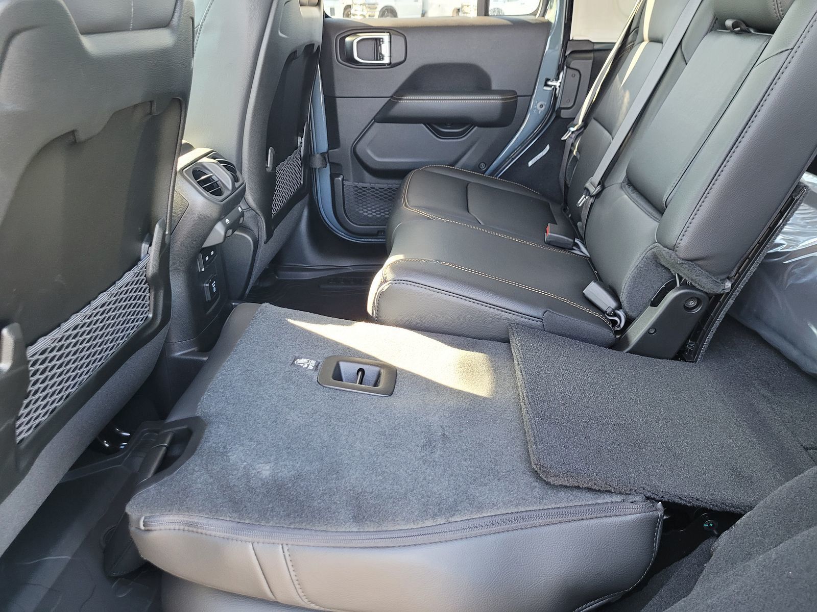 New 2026 Gray Jeep Sahara image 8