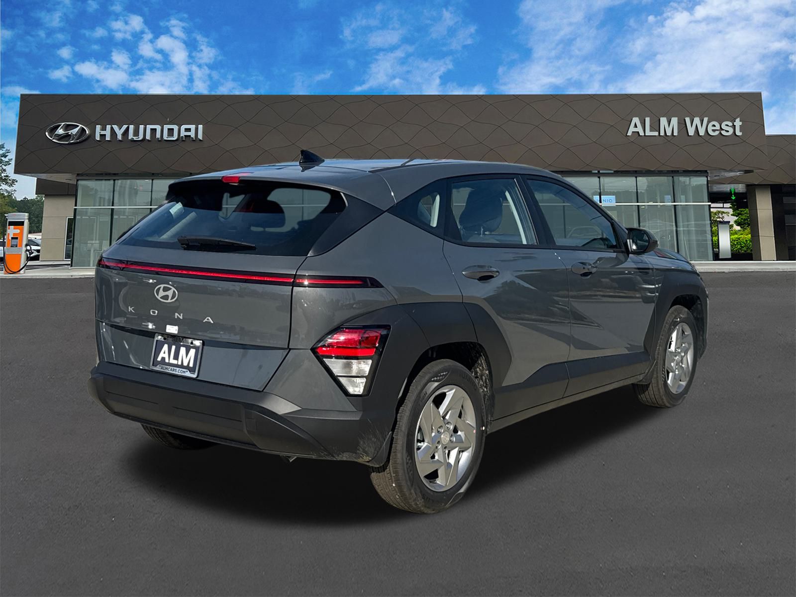 Used 2026 Gray Hyundai SE image 5