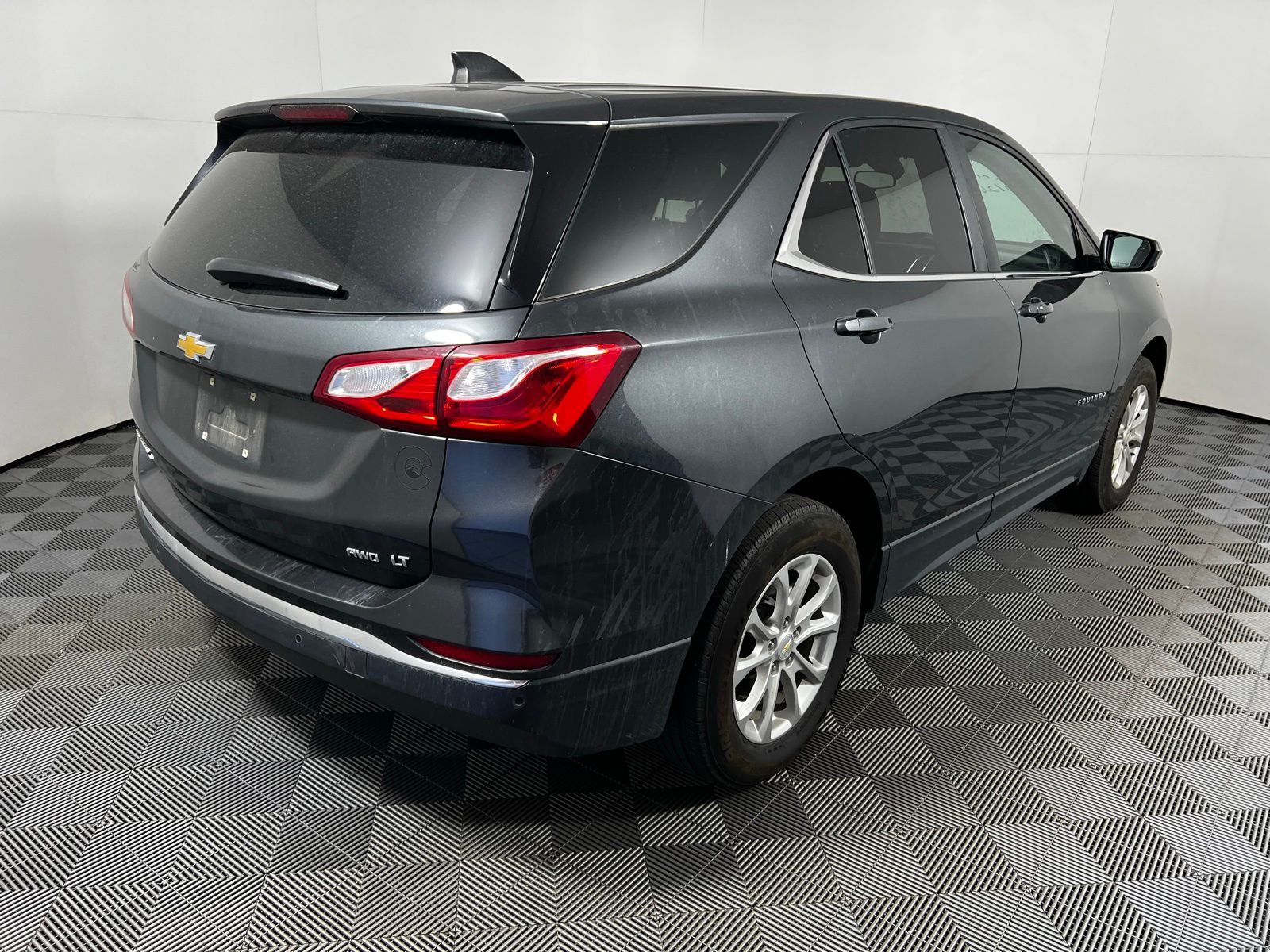 Thumbnail: 2021 Chevrolet Equinox - 5