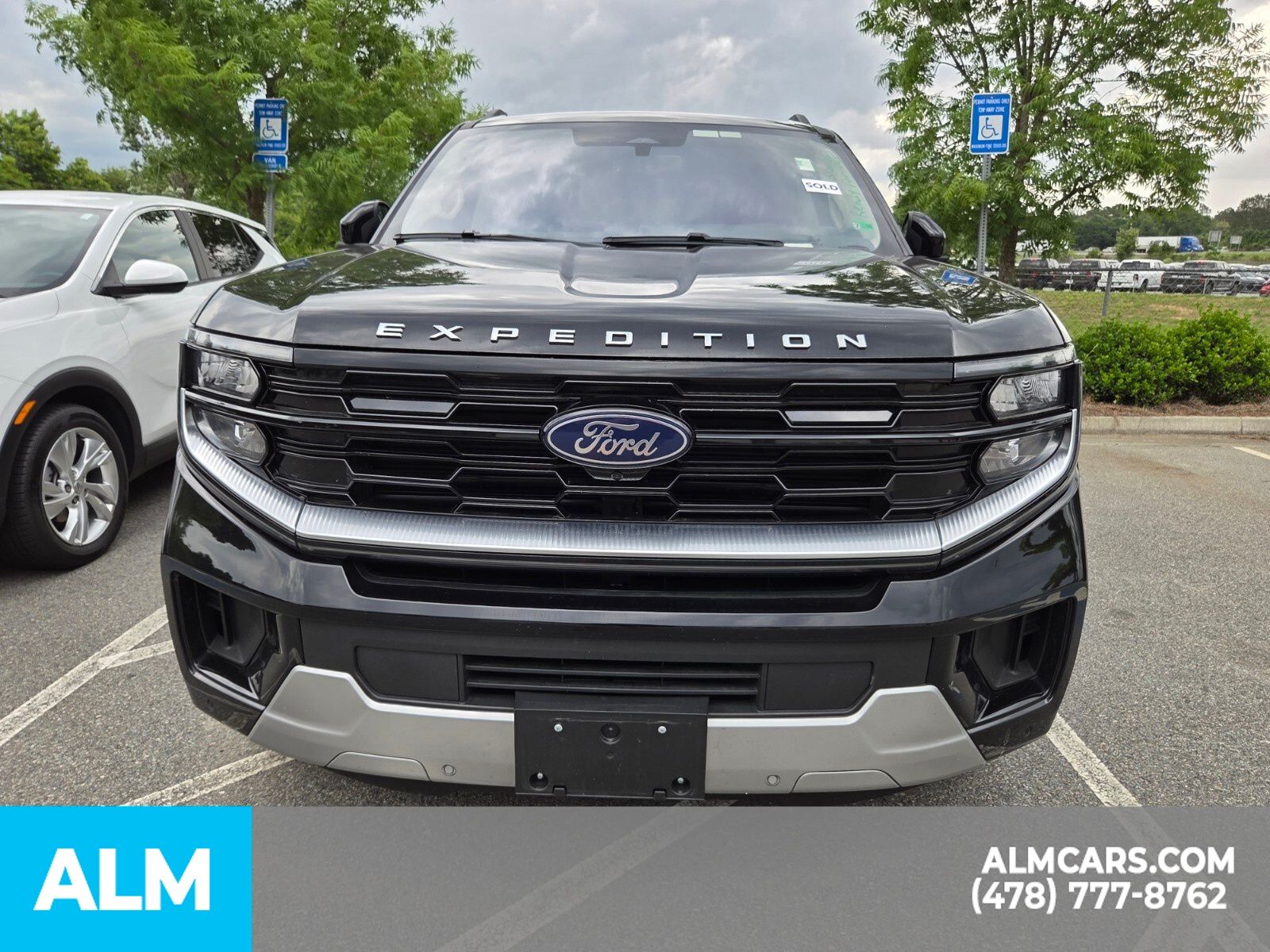 Used 2025 Black Ford Platinum image 23