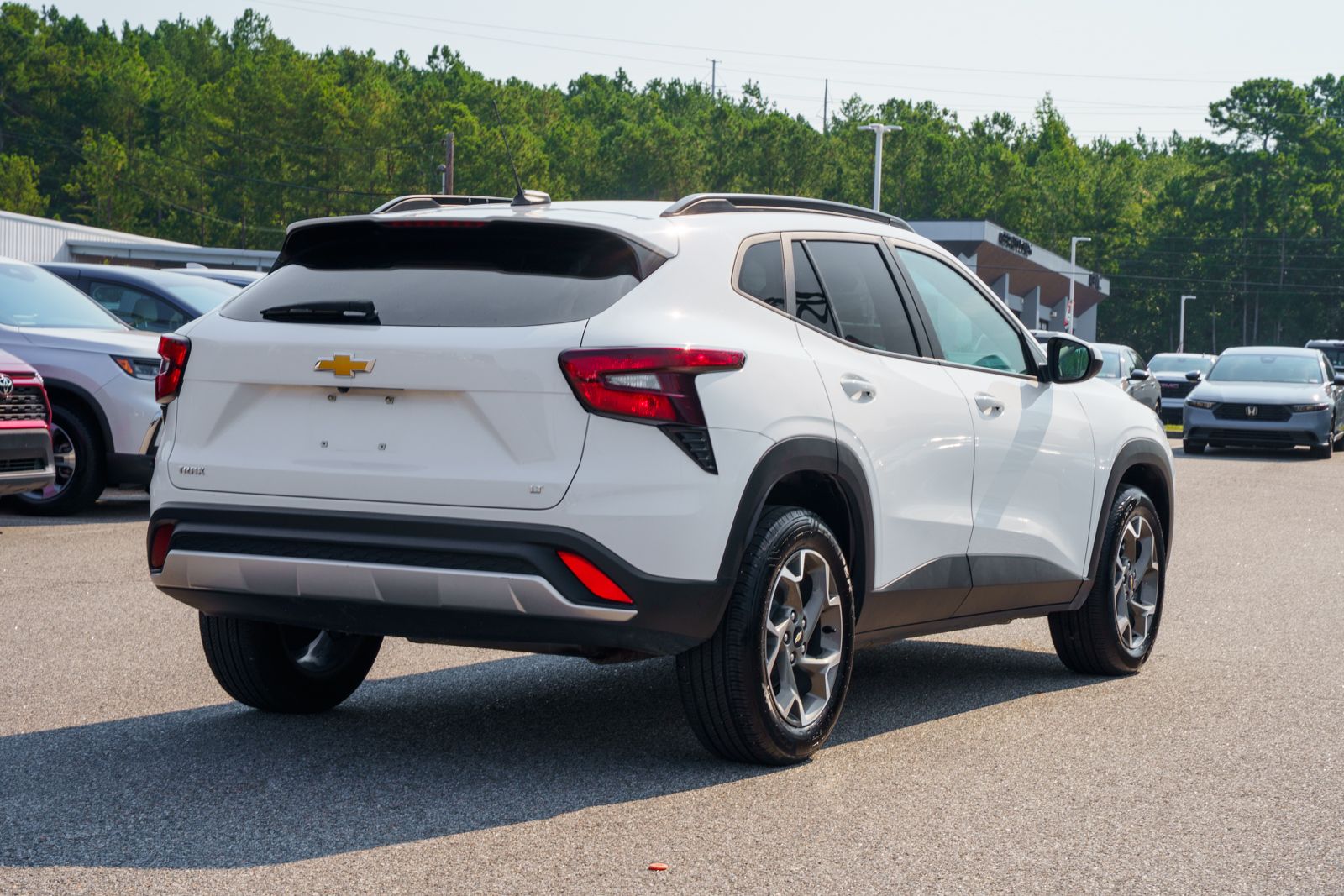Used 2025 Chevrolet Trax SUV