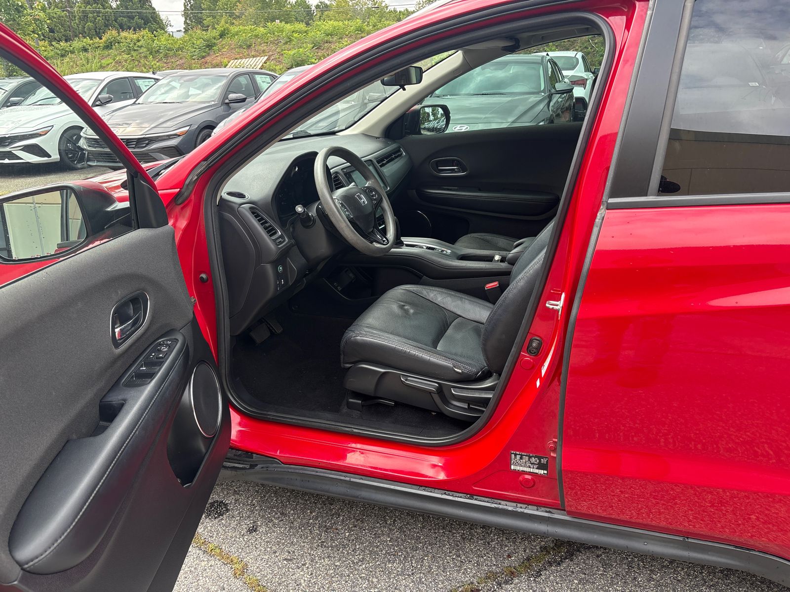 Used 2019  Honda EX image 13