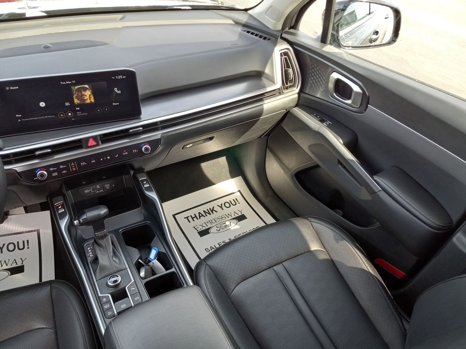 2024 Kia Sorento image 18