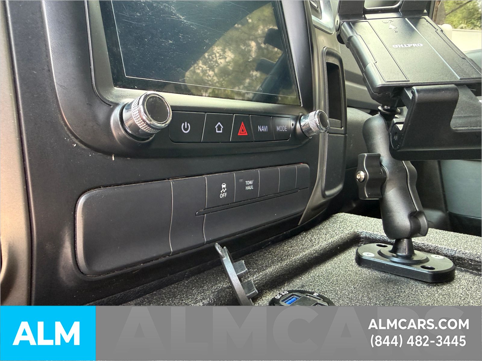 Used 2017 Blue Ram SLT image 18