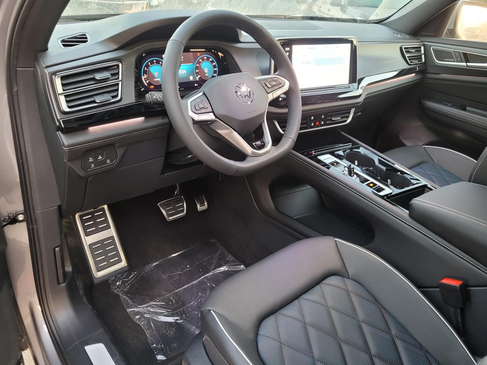 new 2026 Volkswagen Atlas Cross Sport car, priced at $49,037