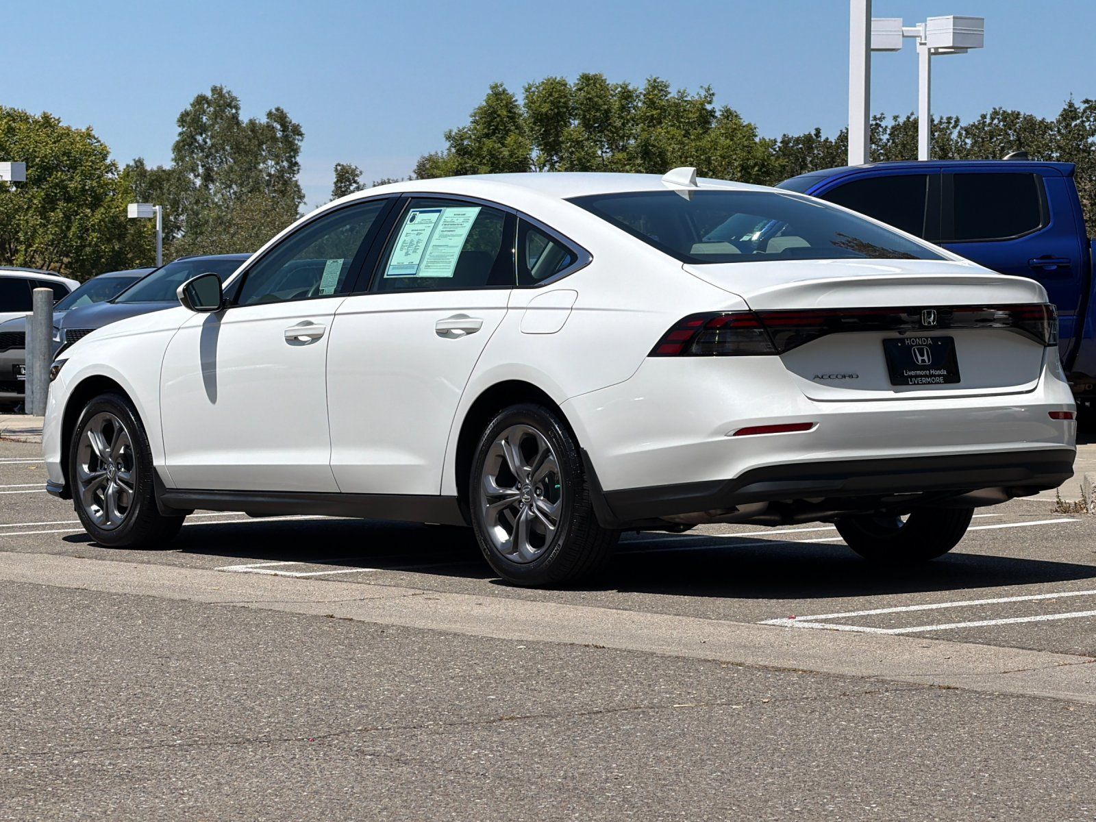 2024 Honda Accord EX — full photo 4 of 27