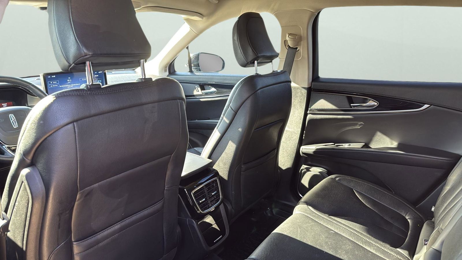 Used Car 2022 Lincoln Nautilus  Standard For Sale Under $35,000 In Austin, Texas