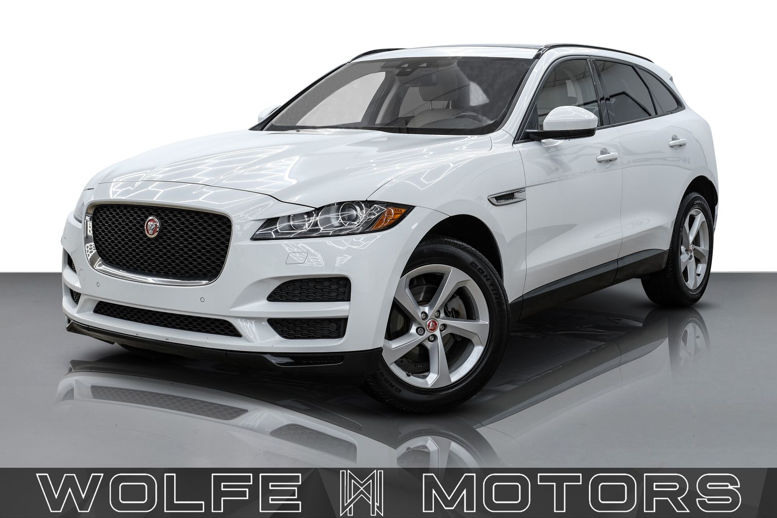 White 2017 Jaguar F-PACE SUV / Crossover All-Wheel Drive 8-Speed Automatic
