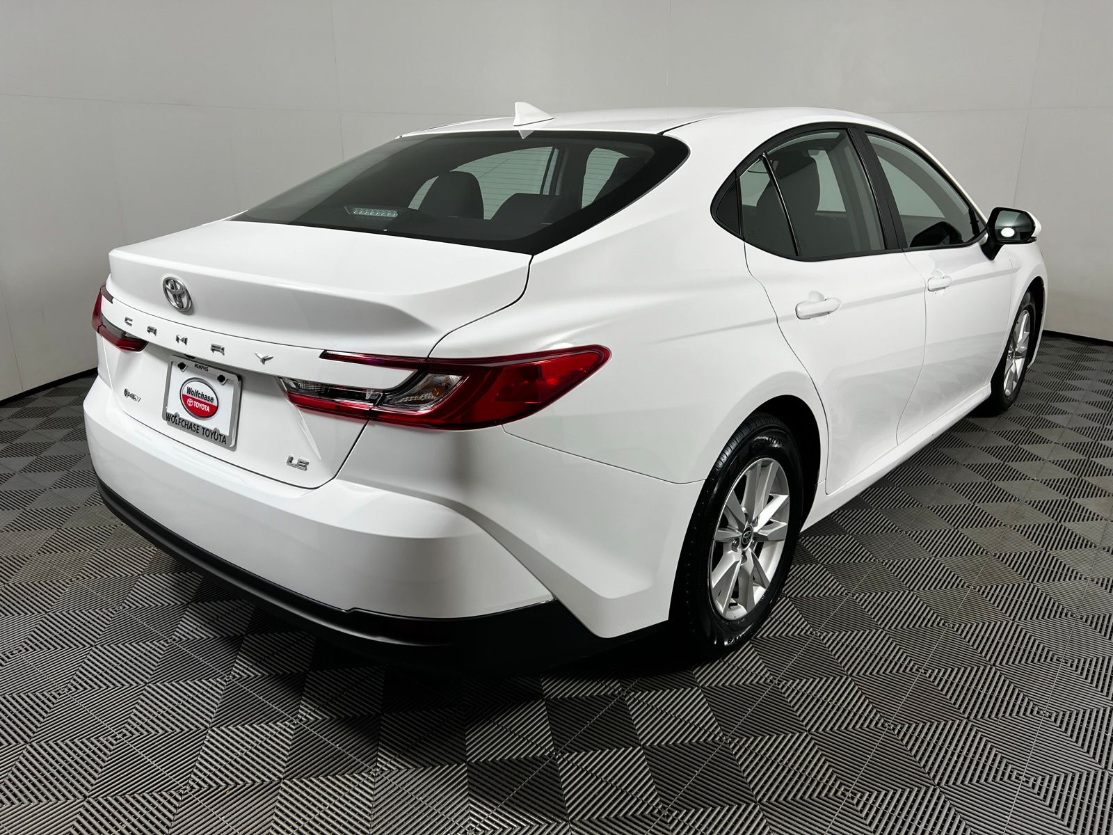Thumbnail: 2025 Toyota Camry - 5