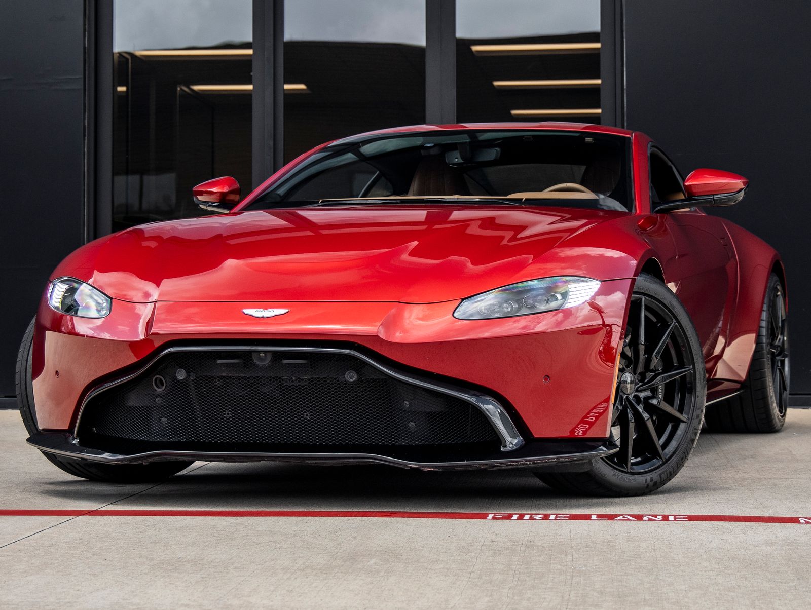 Diavolo Red 2020 Aston Martin Vantage RWD Coupe Rear-Wheel Drive 8-Speed Automatic
