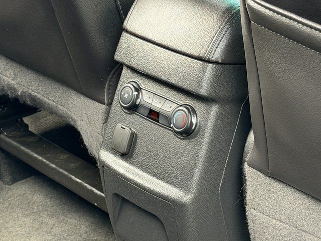 Used 2014 Silver Ford XLT image 29