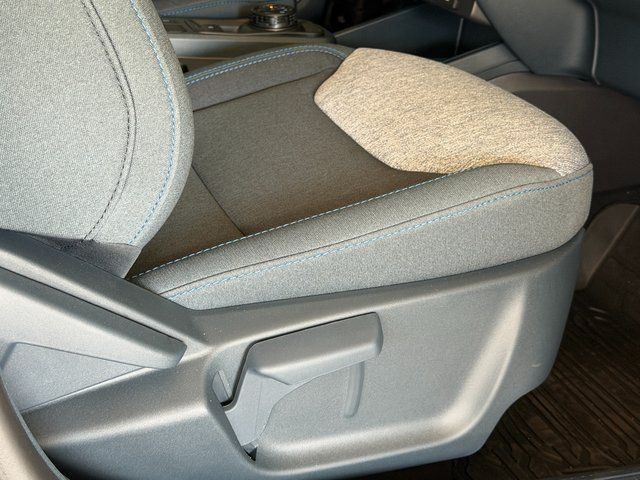 New 2025 Azure Gray Metallic Tri-Coat Ford XLT image 11
