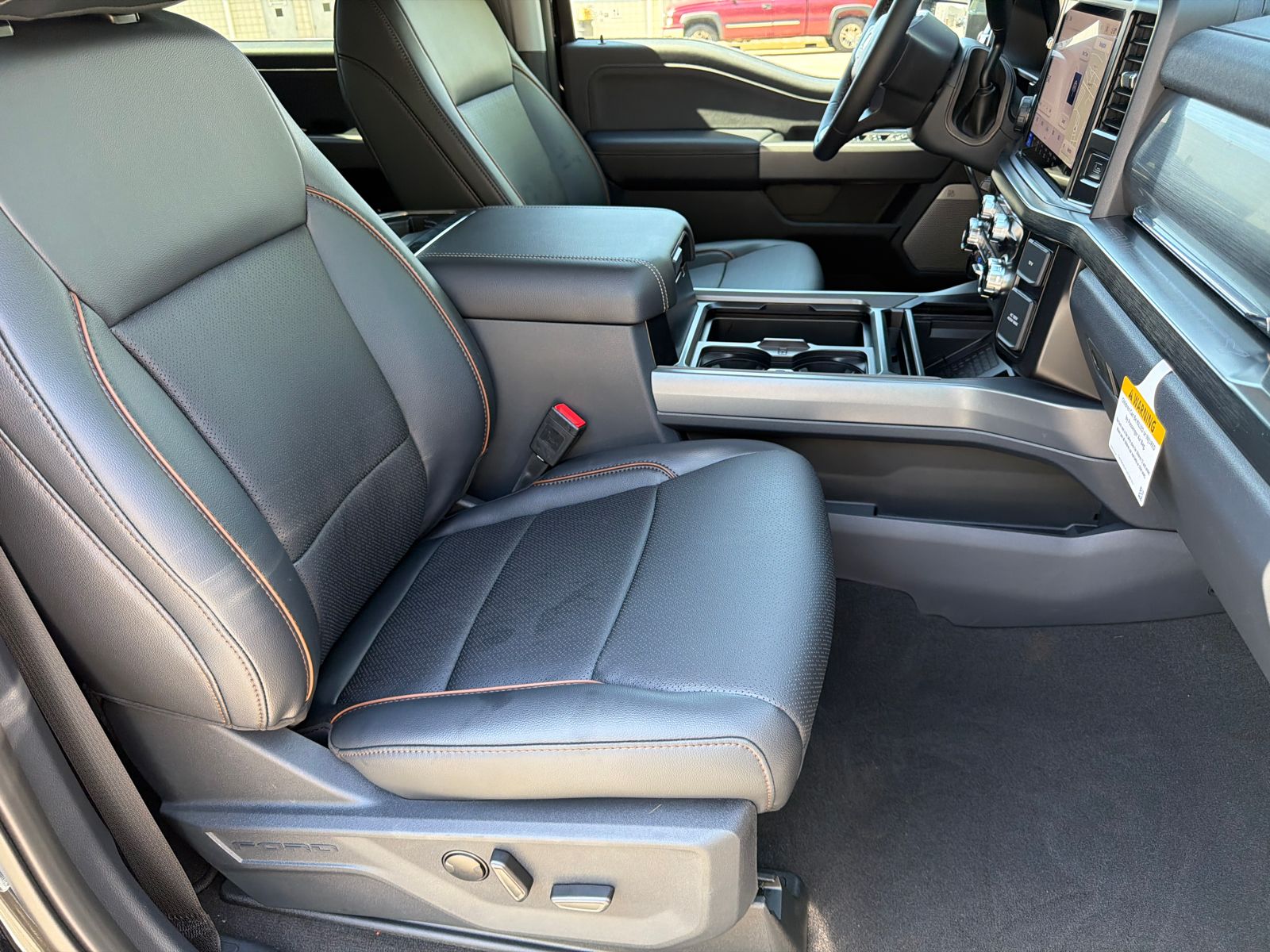 New 2026 Agate Black Metallic Ford F-350® Lariat® image 14