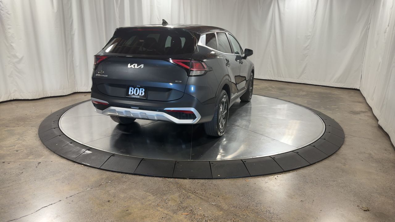 2023 Kia Sportage Hybrid LX photo 10