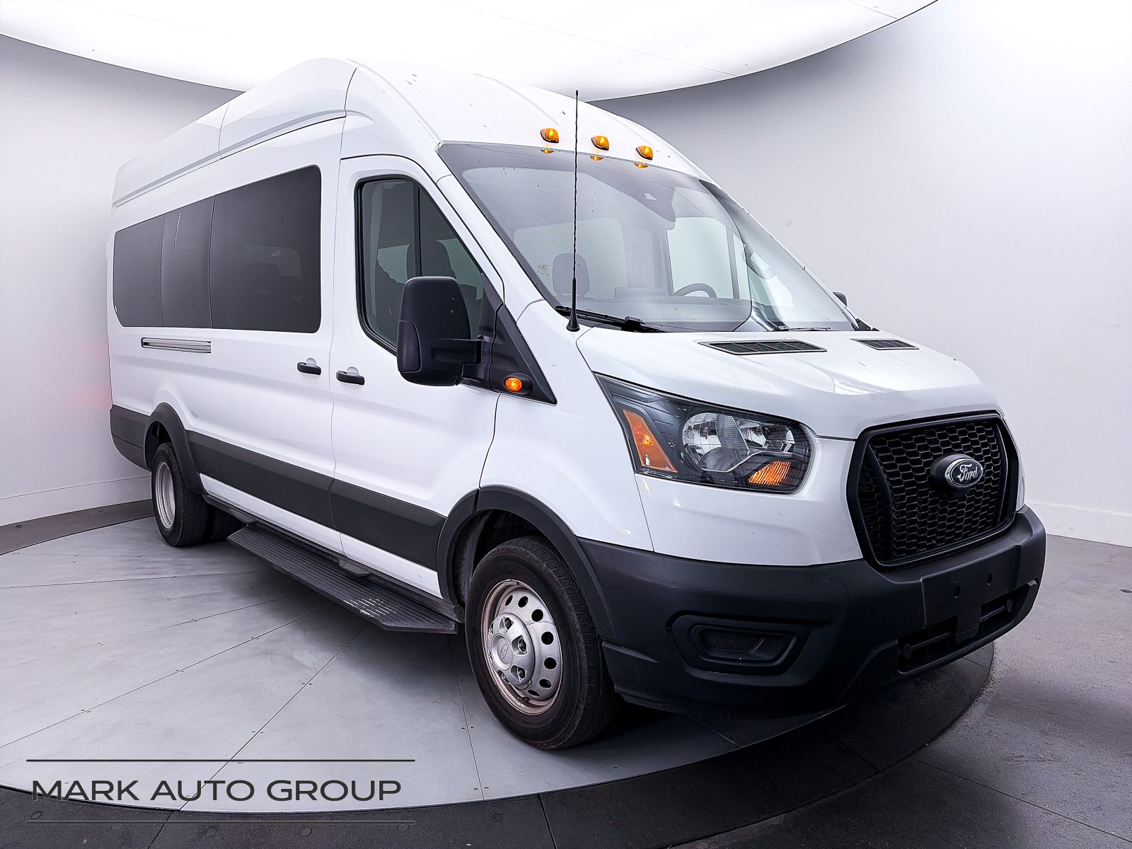 2024 Ford Transit-350 XL