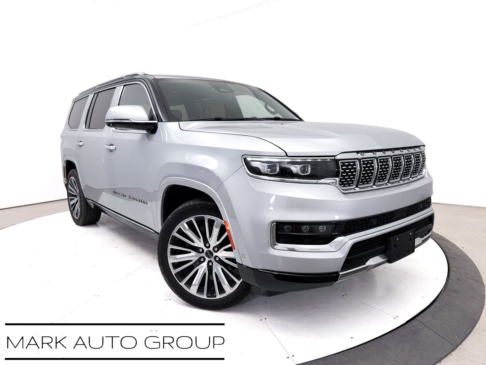 2022 Jeep Grand Wagoneer Series III