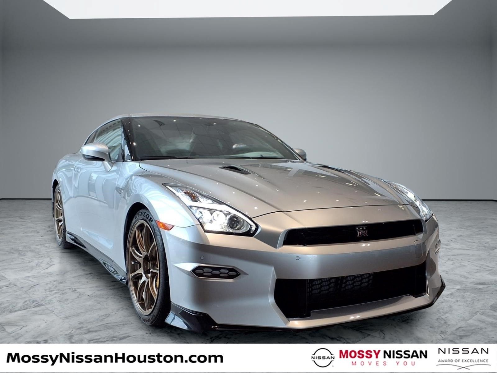 2024 Nissan GT-R T-Spec AWD