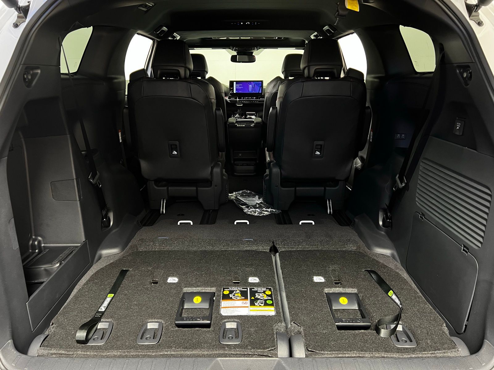 2025 Toyota Sienna XSE 25