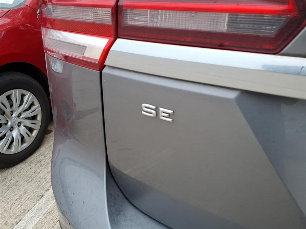 2019 Volkswagen Atlas 3.6L V6 SE Gray at DeMontrond Auto Country