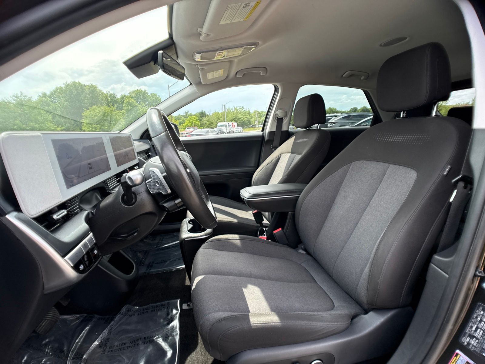 Used 2024 Black Hyundai SEL image 8