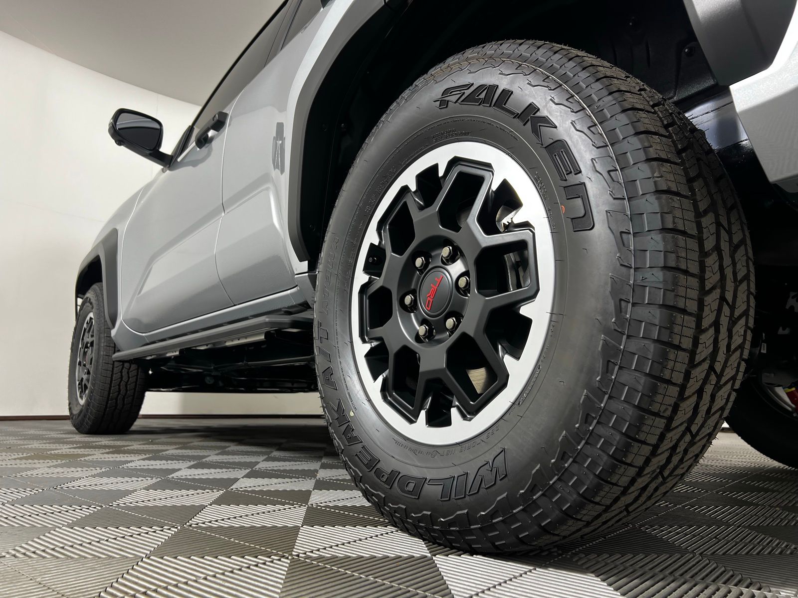 Thumbnail: 2025 Toyota 4Runner - 25