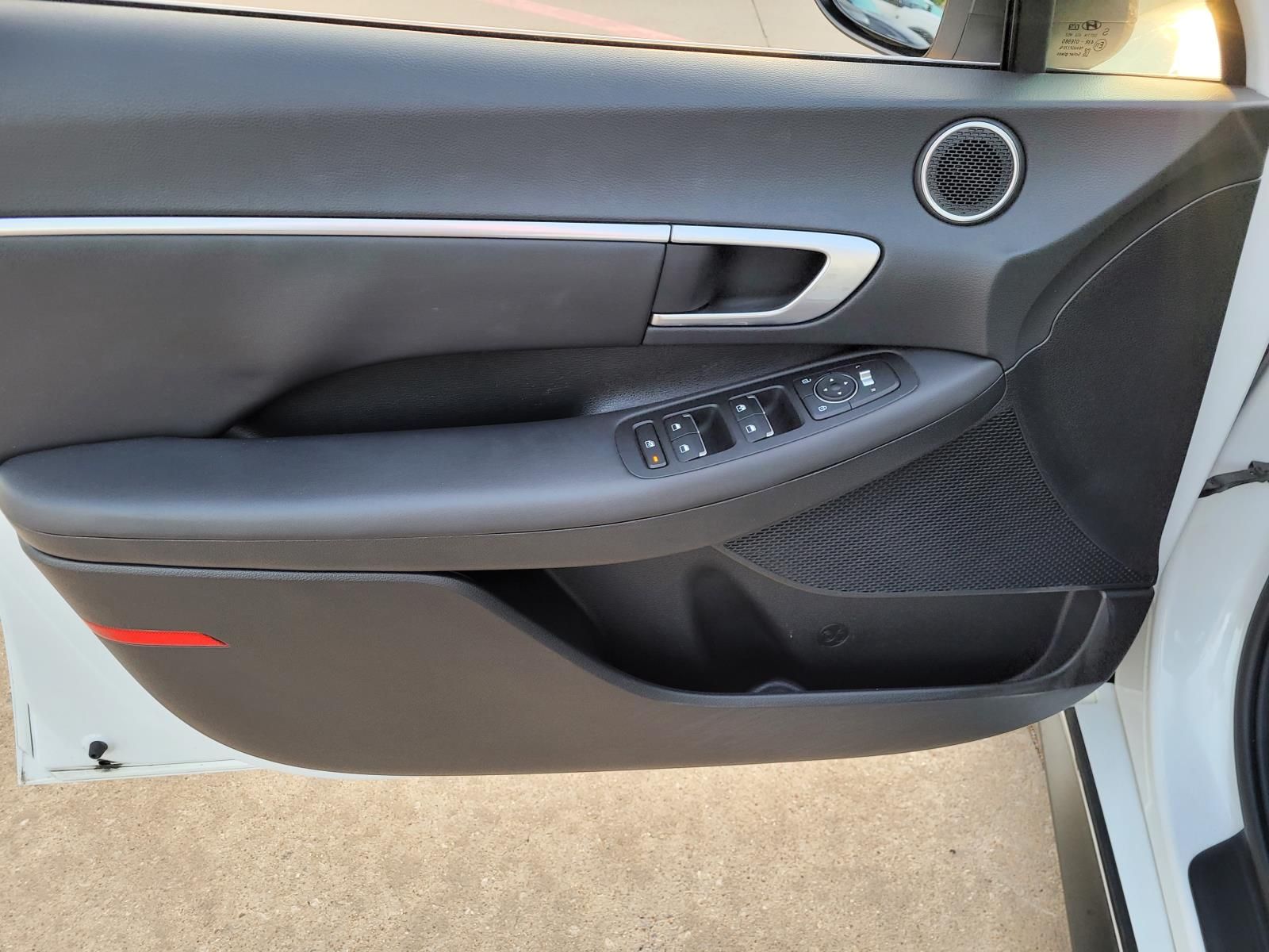 used 2022 Hyundai Sonata Hybrid car, priced at $18,300