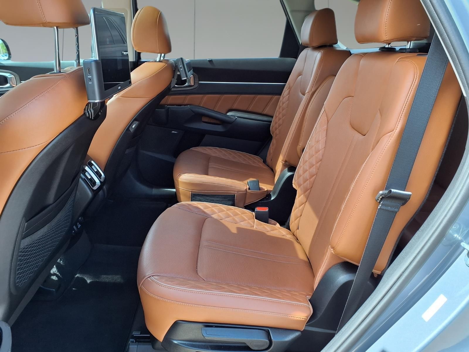 2023 Kia Sorento X-Line SX Prestige Silver at Community Kia