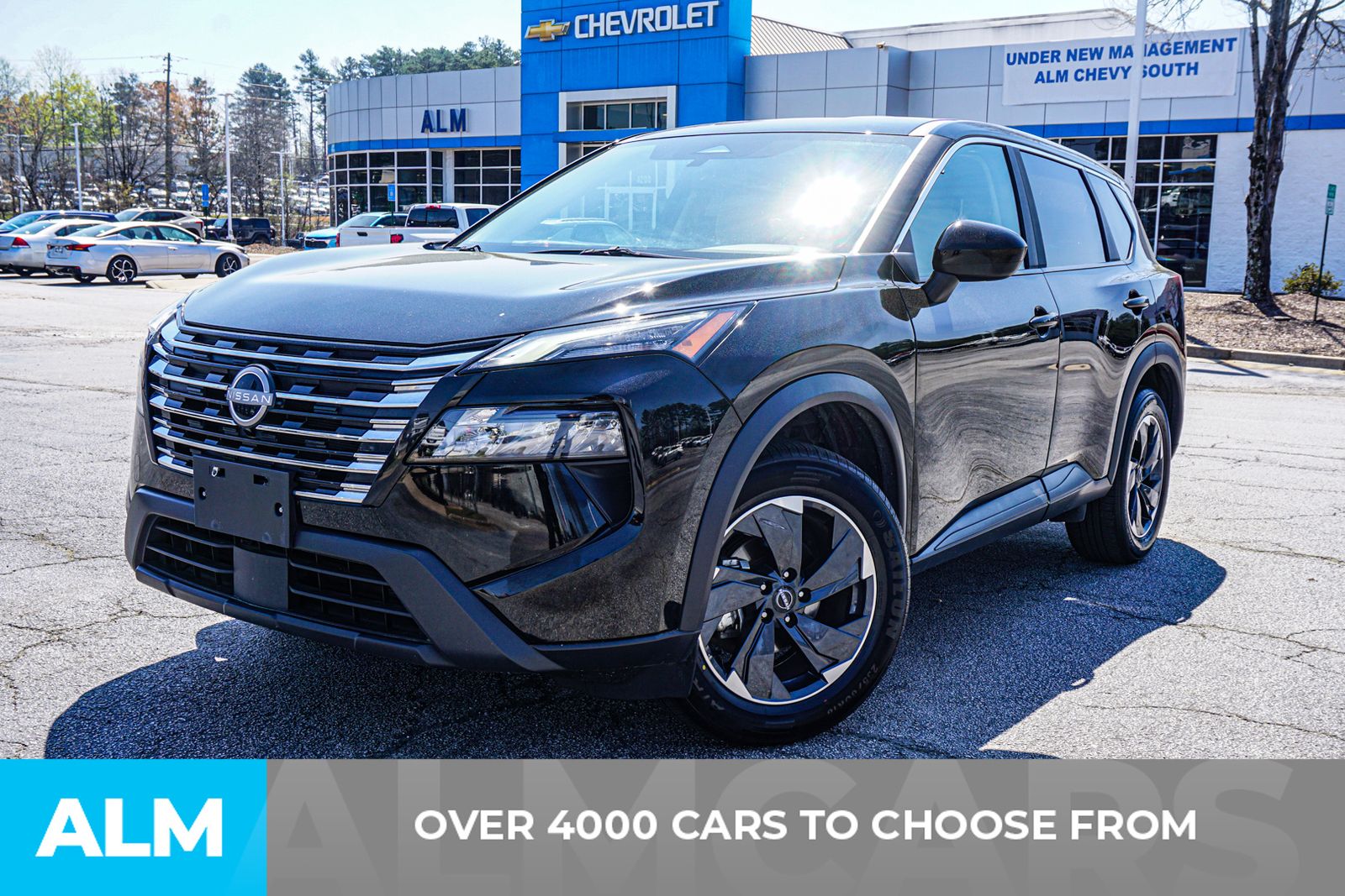Used 2025 Black Nissan SV image 3