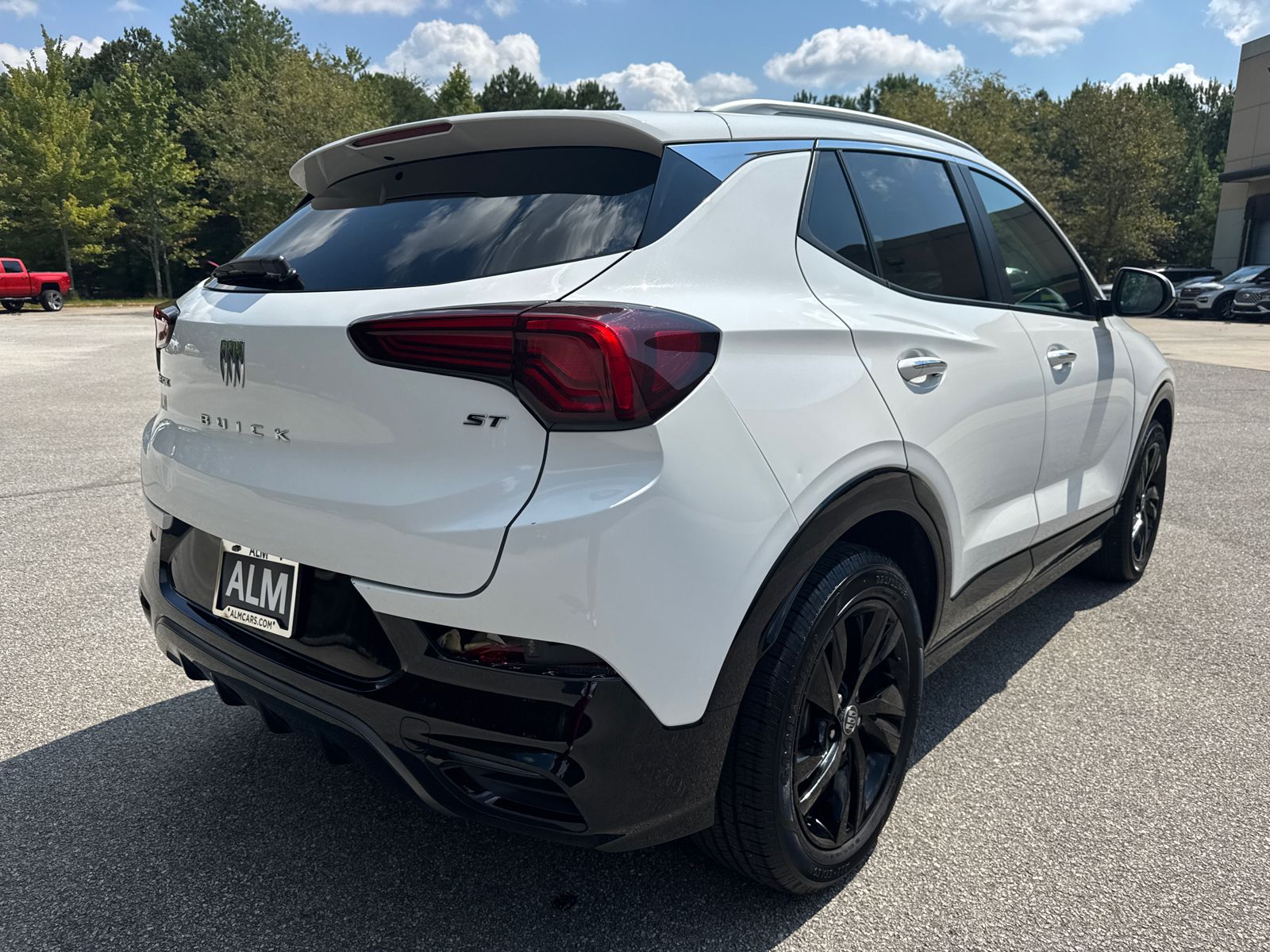 2024 Buick Encore GX Sport Touring photo 5