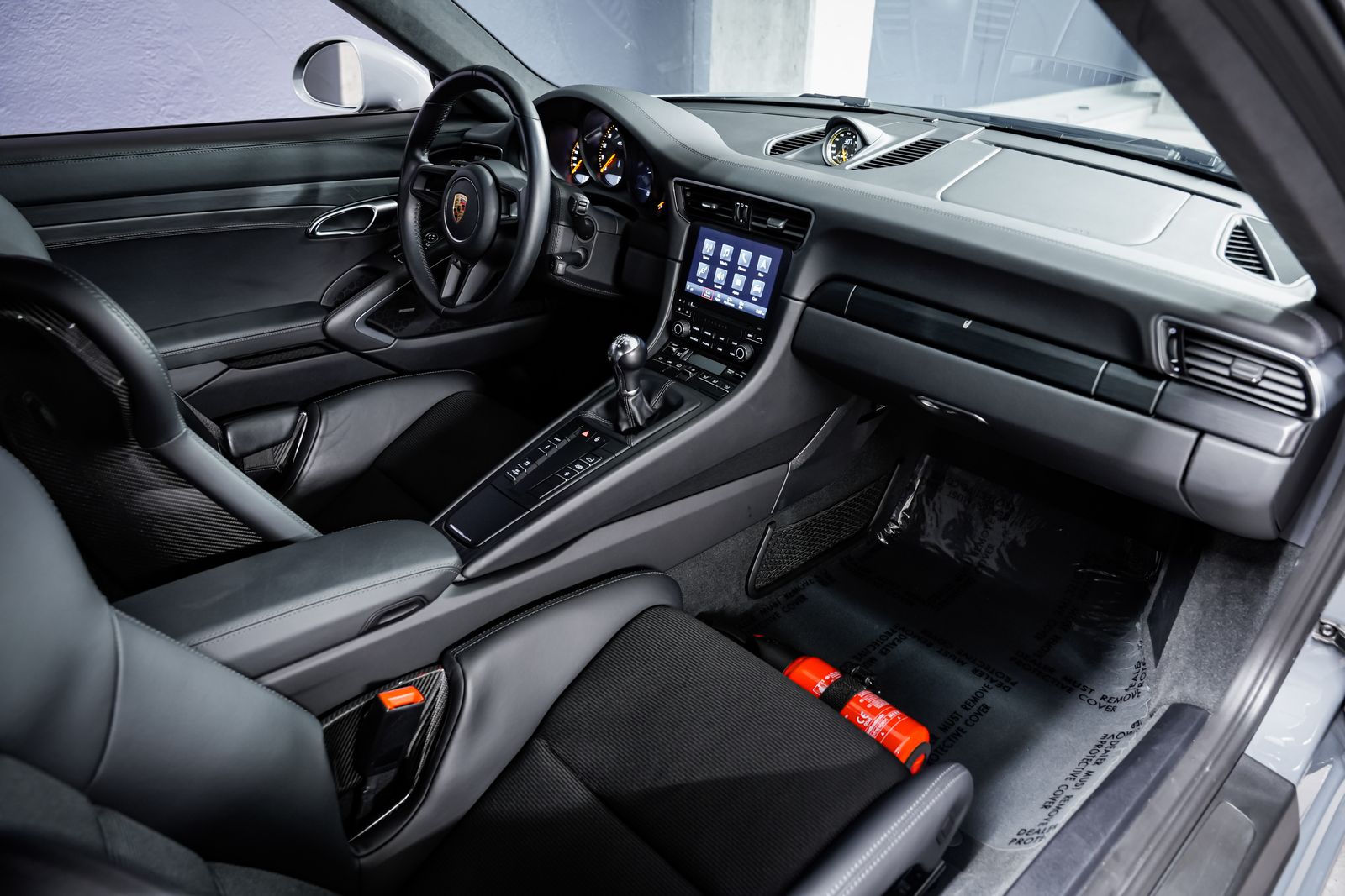 2018 Porsche 911 GT3 — photo 29