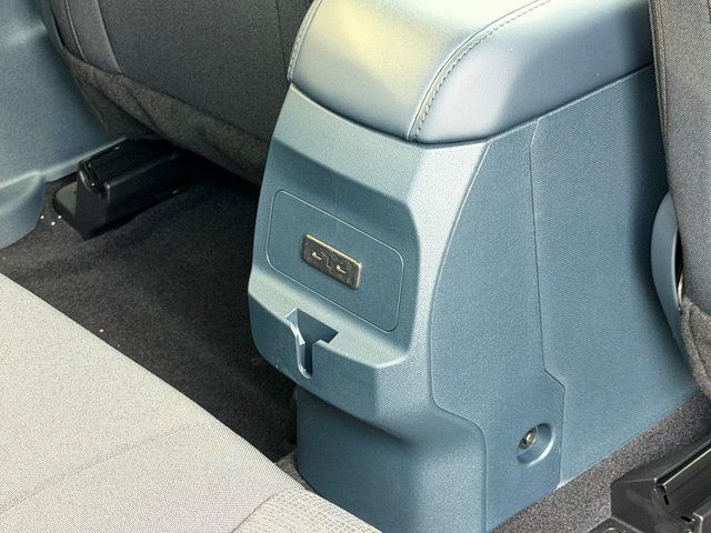 New 2026 Oxford White Ford XL image 9