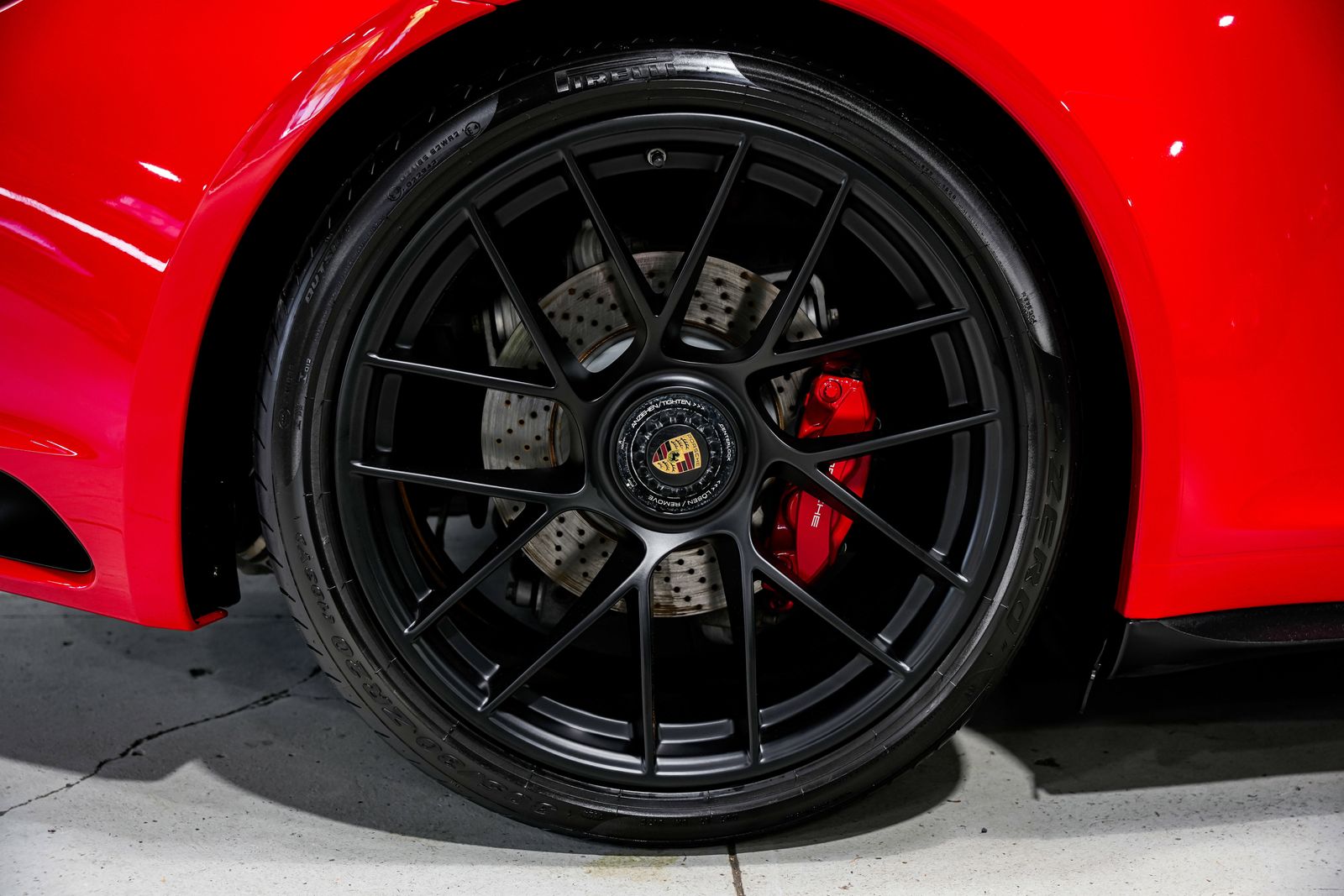 2017 Porsche 911 Targa 4 GTS — photo 47
