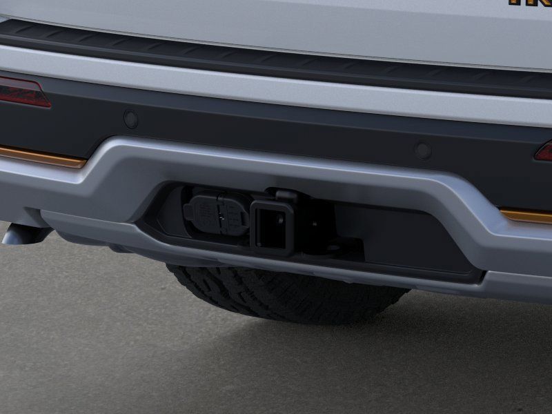 New 2026 Space White Metallic Ford Tremor image 23