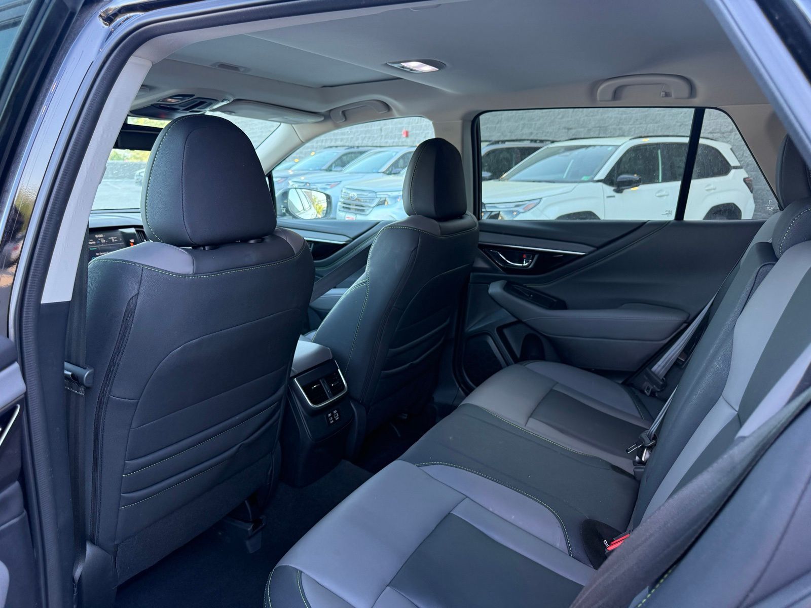 Used 2025 Black Subaru Onyx Edition image 26