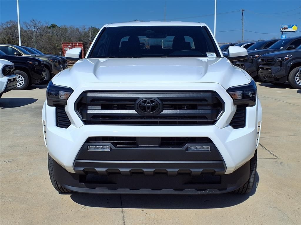 2026 Toyota Tacoma SR5 - 3