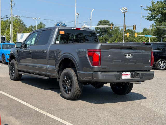 New 2026 Carbonized Gray Metallic Ford XLT image 4
