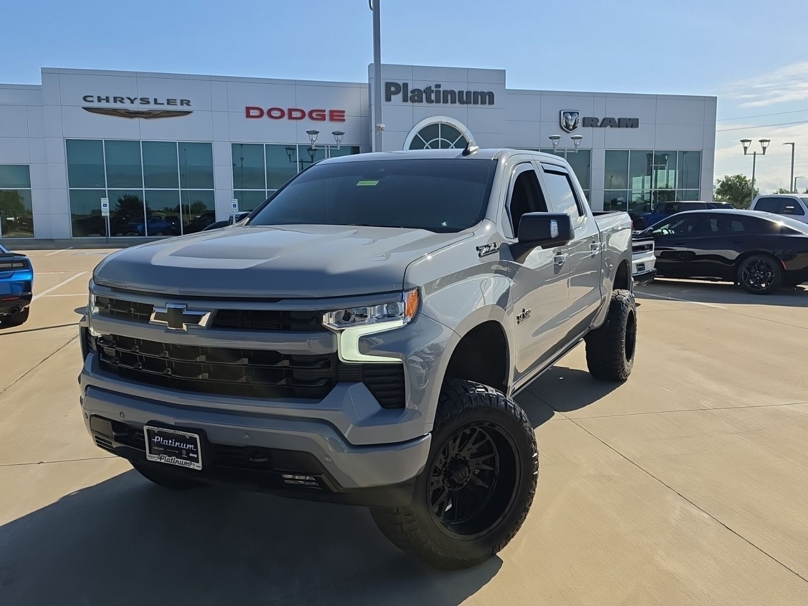 Slate Gray Metallic 2025 Chevrolet Silverado 1500 RST Crew Cab 4WD Pickup Truck Four-Wheel Drive Automatic