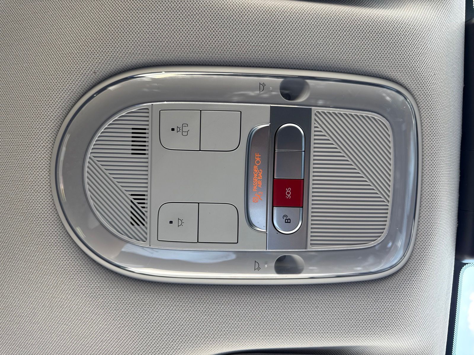 Used 2024 Black Hyundai SEL image 25