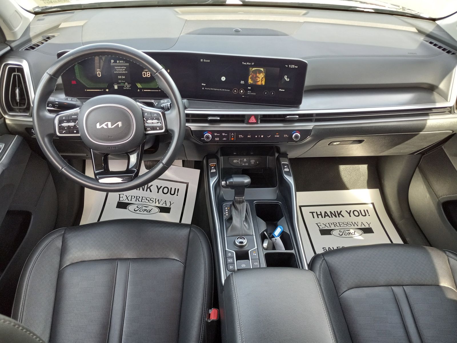 2024 Kia Sorento image 17
