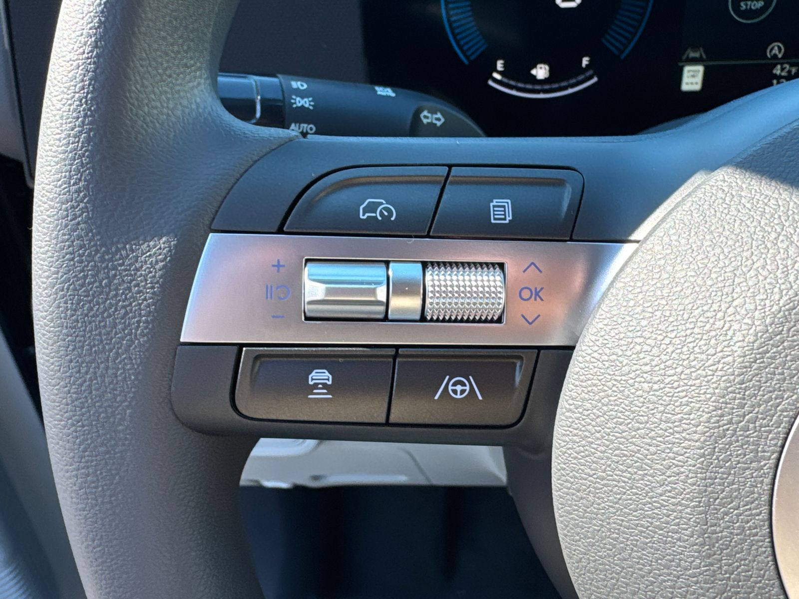 New 2026 Blue Hyundai SE image 27