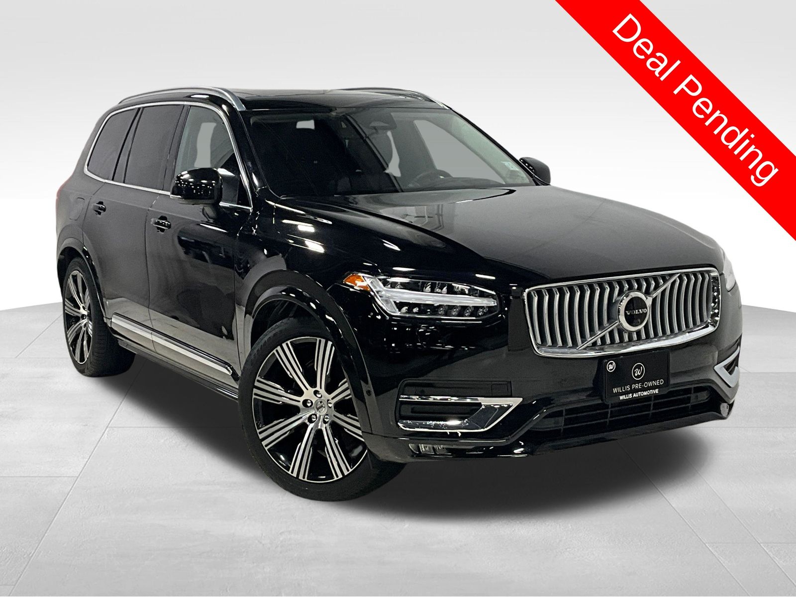  2023 Volvo XC90 B6 Ultimate Bright Theme 7-Passenger AWD   