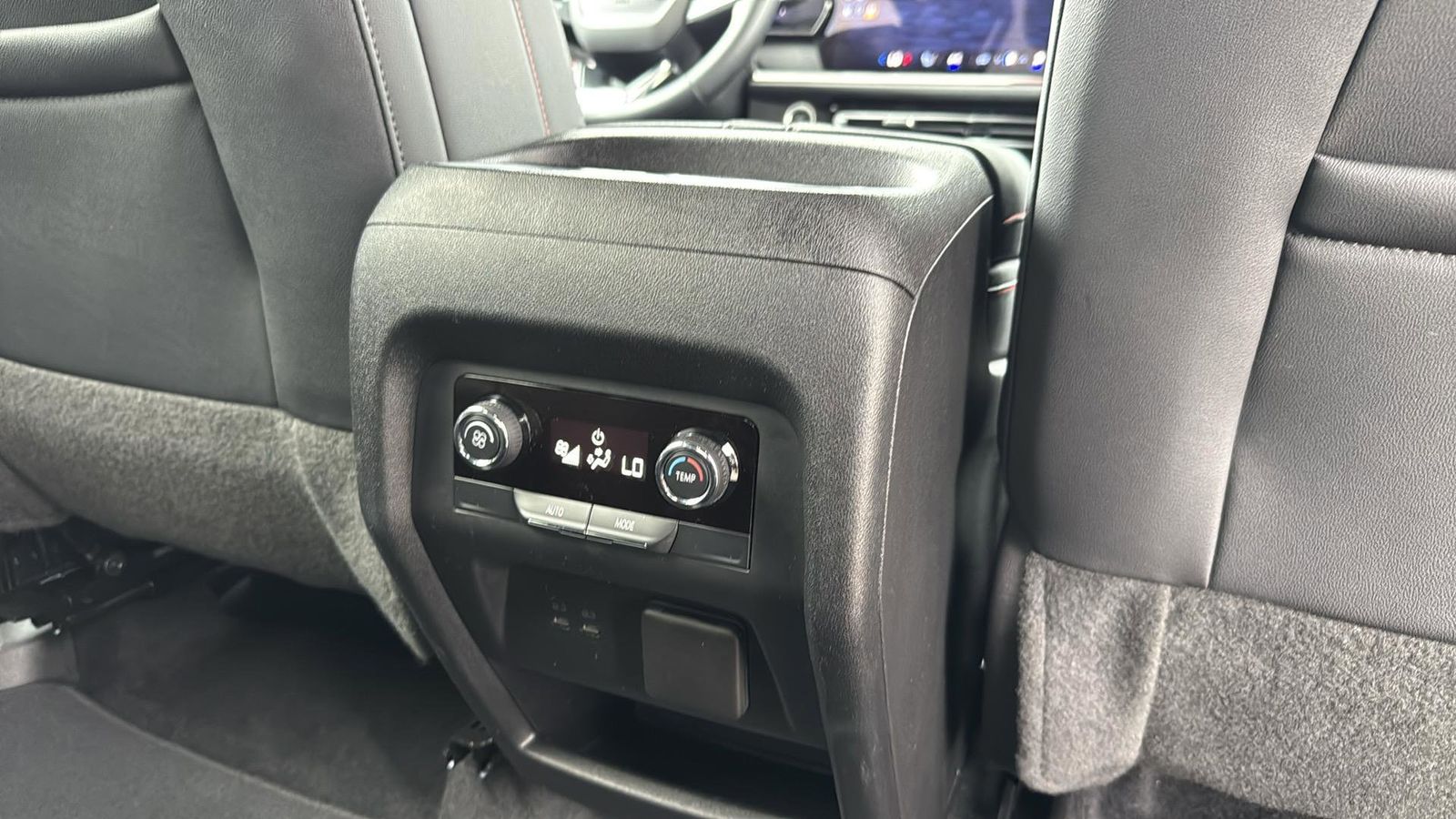 Used Car 2024 Chevrolet Traverse  Z71 For Sale Under $50,000 In Austin, Texas