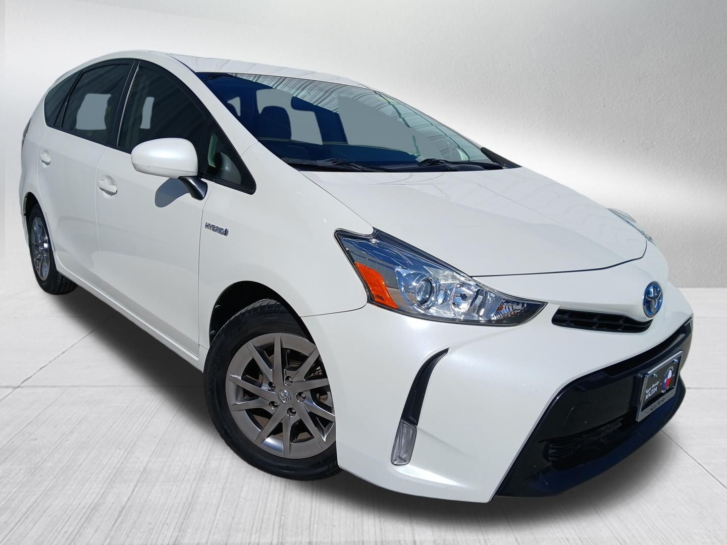Used Car 2017 Toyota Prius V  For Sale Under $20,000 In Austin, Texas